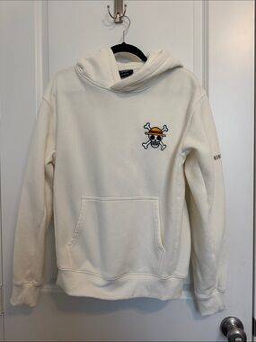 Unisex Cream Hoodie with Skull & Straw Hat Embroidery